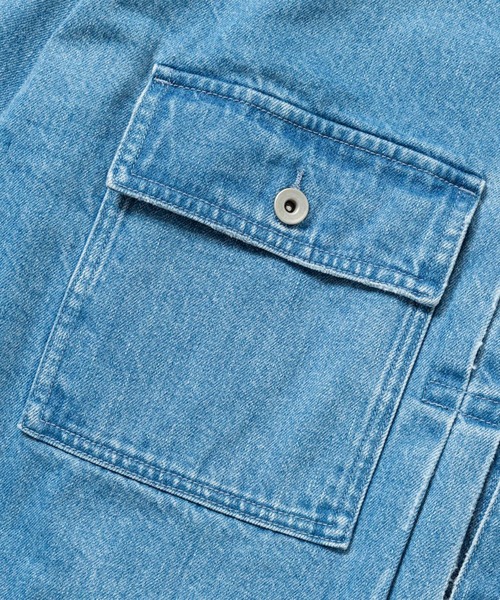 meanswhile(ミーンズワイル)の「Fade Denim Pleated Sleeve Blouse(デニムジャケット・メンズ・インディゴブルー/オフホワイト・4(XL)/3(L)/1(S)/2(M))」の3枚目の写真