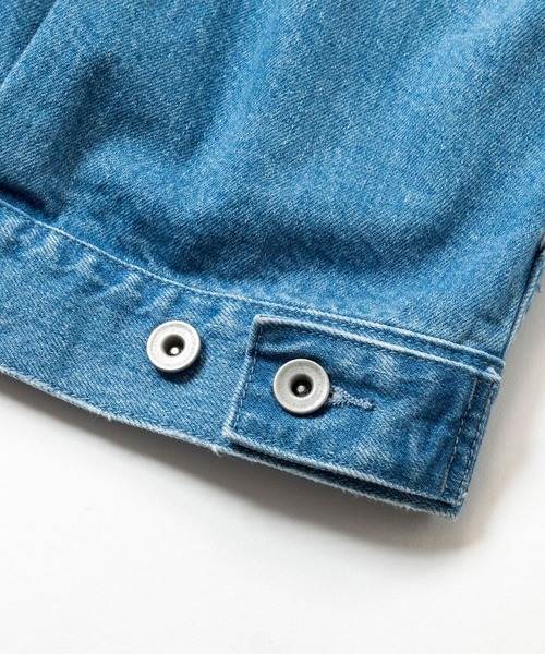 meanswhile(ミーンズワイル)の「Fade Denim Pleated Sleeve Blouse(デニムジャケット・メンズ・インディゴブルー/オフホワイト・4(XL)/3(L)/1(S)/2(M))」の6枚目の写真