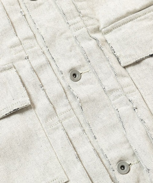 meanswhile(ミーンズワイル)の「Fade Denim Pleated Sleeve Blouse(デニムジャケット・メンズ・インディゴブルー/オフホワイト・4(XL)/3(L)/1(S)/2(M))」の12枚目の写真