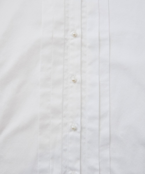 NIMES（ニーム）の「パール釦スタンドタックシャツ（シャツ/ブラウス・レディース・ネイビー/ホワイト/ブルー・FREE）」の4枚目の写真