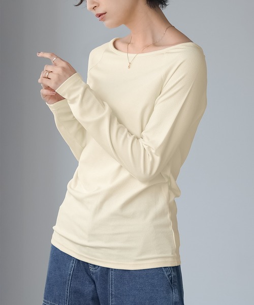 itto...(イット)の「ボートネックリブカットソー(Tシャツ/カットソー・レディース・アイボリー/チャコール・M)」の1枚目の写真