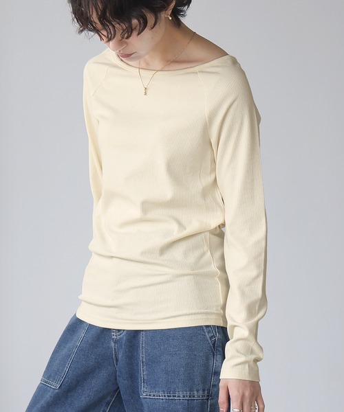 itto...(イット)の「ボートネックリブカットソー(Tシャツ/カットソー・レディース・アイボリー/チャコール・M)」の6枚目の写真