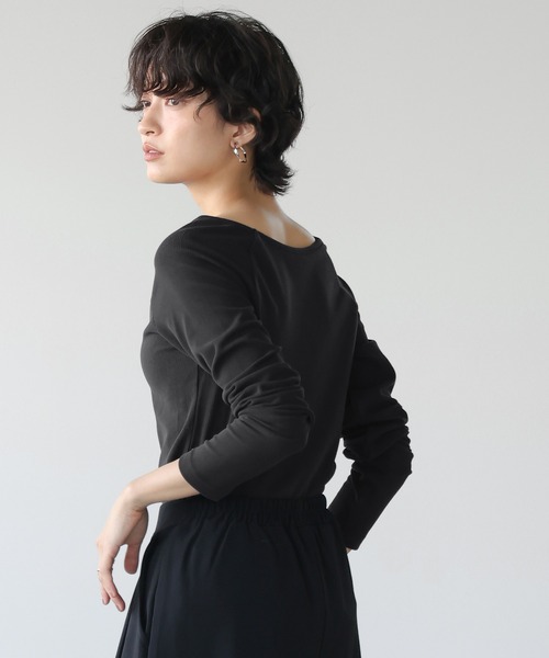 itto...(イット)の「ボートネックリブカットソー(Tシャツ/カットソー・レディース・アイボリー/チャコール・M)」の16枚目の写真