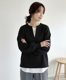 Lateru（ラテル）の「レディース V ネックダンボールトップス ぽわん袖プルオーバー 春夏秋（スウェット）」