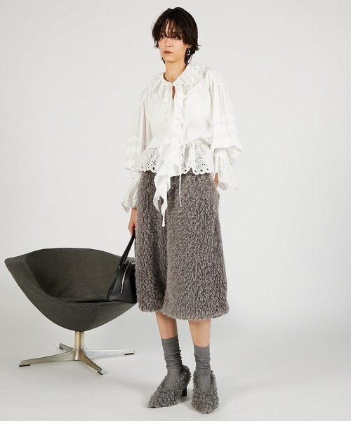 PRANK PROJECT（プランクプロジェクト）の「ファーコンビハーフパンツ / Fur Combination Half Pants（その他パンツ・レディース・ホワイト/グレー・36/38）」の5枚目の写真