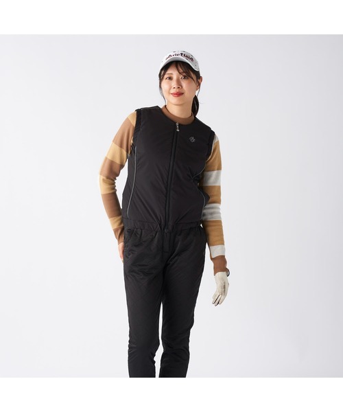 marie claire（マリ・クレール）の「marie claire GOLF マリクレールゴルフ ゴルフウェア ワンポイント ロゴ サイドライン入り ストレッチ 撥水 薄中綿 ベスト（ダウンベスト・レディース・グレー/ブラック/ホワイト・LL/M/L）」の5枚目の写真