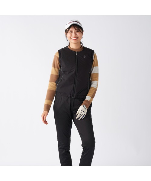 marie claire（マリ・クレール）の「marie claire GOLF マリクレールゴルフ ゴルフウェア ワンポイント ロゴ サイドライン入り ストレッチ 撥水 薄中綿 ベスト（ダウンベスト・レディース・グレー/ブラック/ホワイト・LL/M/L）」の6枚目の写真