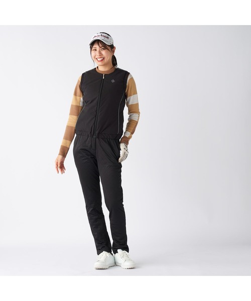 marie claire（マリ・クレール）の「marie claire GOLF マリクレールゴルフ ゴルフウェア ワンポイント ロゴ サイドライン入り ストレッチ 撥水 薄中綿 ベスト（ダウンベスト・レディース・グレー/ブラック/ホワイト・LL/M/L）」の7枚目の写真