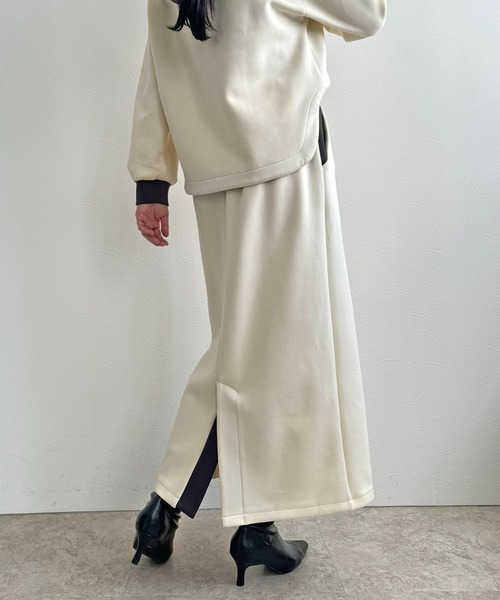 LHELBIE（レルビエ）の「バイカラーダンボールスカート（スカート・レディース・ネイビー/アイボリー/ブラック・M）」の20枚目の写真