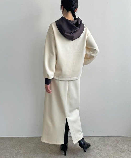 LHELBIE（レルビエ）の「バイカラーダンボールスカート（スカート・レディース・ネイビー/アイボリー/ブラック・M）」の17枚目の写真