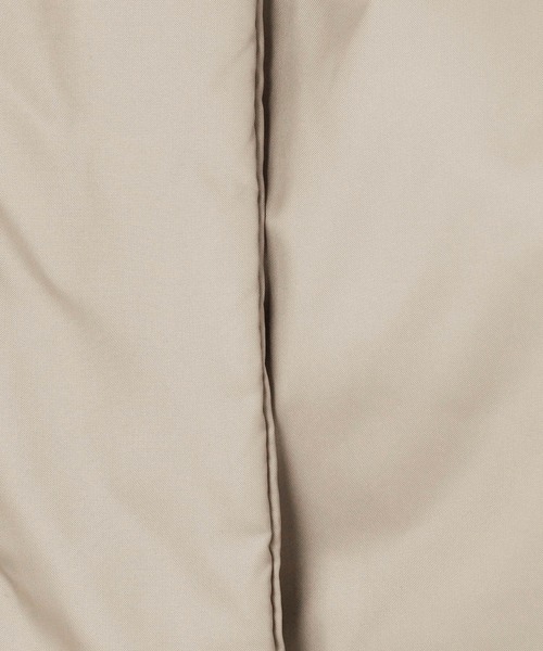 Grand PARK（グランドパーク）の「ボリュームカラーダウンベスト（ダウンベスト・レディース・オフホワイト/ブラック/グレイッシュベージュ/マスタード・FREE）」の11枚目の写真