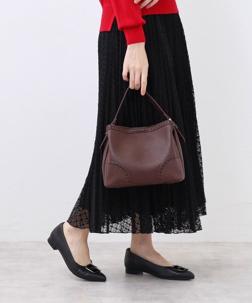 Reflect(リフレクト)の「【収納力◎/付属ストラップあり】バイカラーステッチバッグ(ハンドバッグ・レディース・ブラック/ライトベージュ/ブラウン系その他・00)」の5枚目の写真