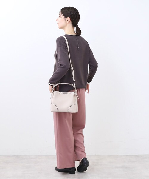 Reflect(リフレクト)の「【収納力◎/付属ストラップあり】バイカラーステッチバッグ(ハンドバッグ・レディース・ブラック/ライトベージュ/ブラウン系その他・00)」の11枚目の写真