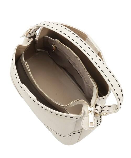 Reflect(リフレクト)の「【収納力◎/付属ストラップあり】バイカラーステッチバッグ(ハンドバッグ・レディース・ブラック/ライトベージュ/ブラウン系その他・00)」の18枚目の写真