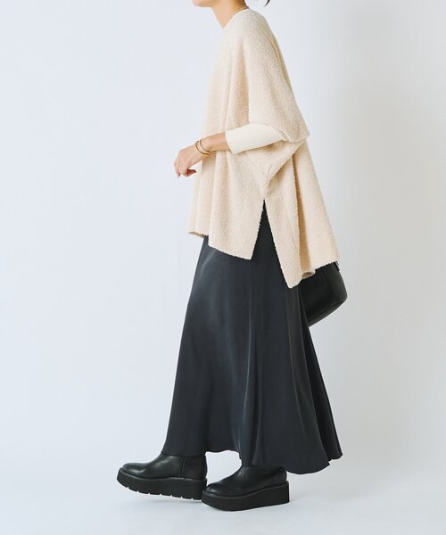 BEARDSLEY(ビアズリー)の「フリンジヤーンビッグプルオーバー(ニット/セーター・レディース・アイボリー/ブラック・FREE)」の21枚目の写真