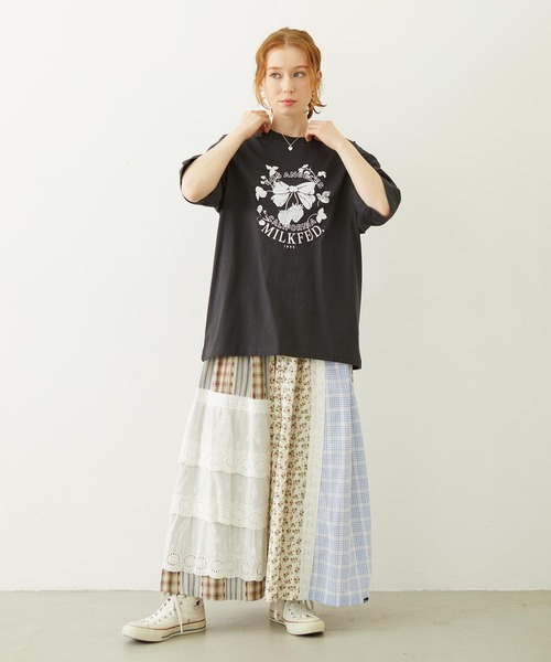 MILKFED.（ミルクフェド）の「WATERCOLOR STRAWBERRY WIDE S/S TEE（Tシャツ/カットソー・レディース・オフホワイト/ライトピンク/チャコール・L/M）」の9枚目の写真