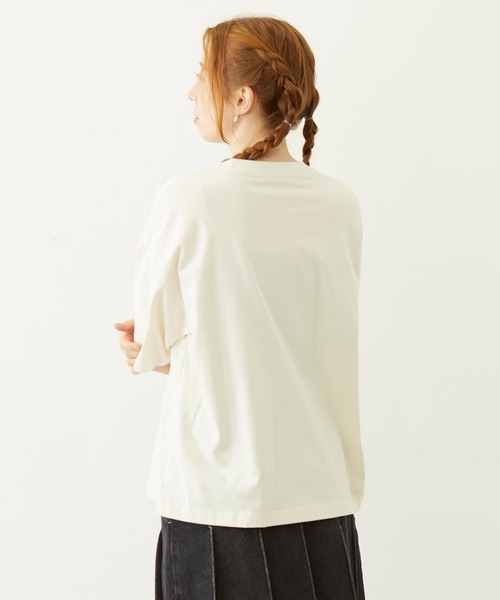 MILKFED.（ミルクフェド）の「WATERCOLOR STRAWBERRY WIDE S/S TEE（Tシャツ/カットソー・レディース・オフホワイト/ライトピンク/チャコール・L/M）」の21枚目の写真