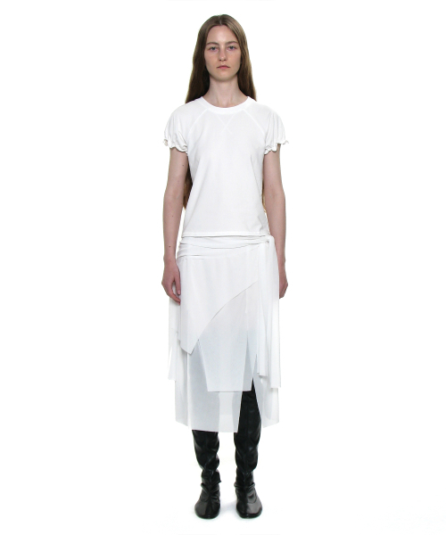 PARTIMENTO WOMEN(パルティメントウィメン)の「レギュラーパフショートスリーブTシャツ_ホワイト(Tシャツ/カットソー・レディース・その他・SMALL/MEDIUM)」の2枚目の写真