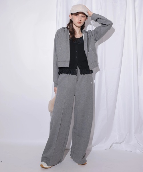 Rirandture(リランドチュール)の「カットワークレースフリルタンク(ニット/セーター・レディース・ホワイト/ライトブルー/ブラック・2)」の15枚目の写真