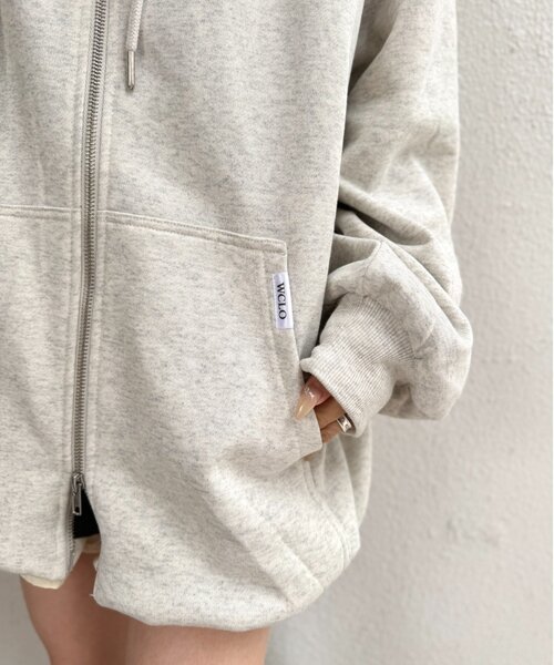 w closet(ダブルクローゼット)の「ファーフードZIPパーカー(パーカー・レディース・グレー/アイボリー/ブラウン・FREE)」の11枚目の写真