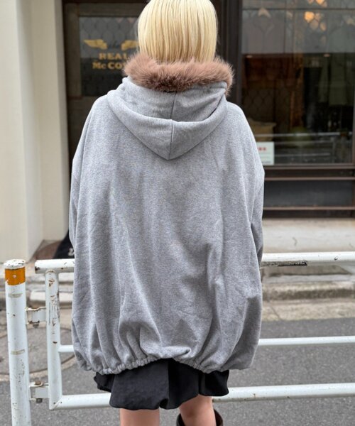 w closet(ダブルクローゼット)の「ファーフードZIPパーカー(パーカー・レディース・グレー/アイボリー/ブラウン・FREE)」の16枚目の写真