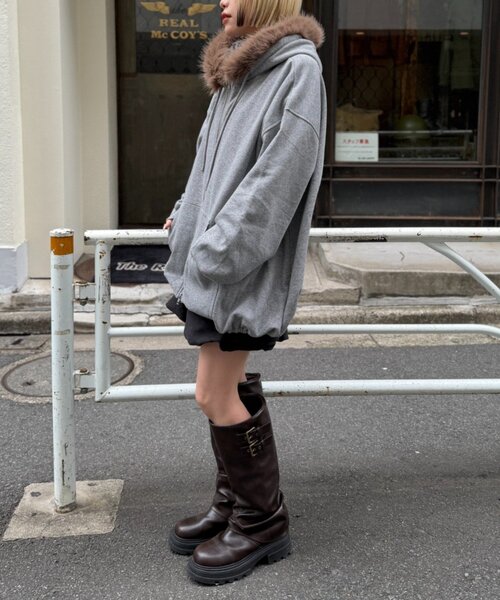 w closet(ダブルクローゼット)の「ファーフードZIPパーカー(パーカー・レディース・グレー/アイボリー/ブラウン・FREE)」の18枚目の写真