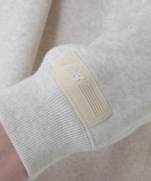 NEW BALANCE（ニューバランス）の「1000 スウェットプルオーバーフーディレギュラーフィット（パーカー・メンズ・ブラック/オフホワイト/グレー/ネイビー・SMALL/MEDIUM/LARGE/X-LARGE）」の8枚目の写真