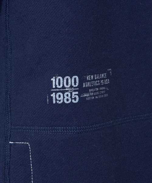 NEW BALANCE（ニューバランス）の「1000 スウェットプルオーバーフーディレギュラーフィット（パーカー・メンズ・ブラック/オフホワイト/グレー/ネイビー・SMALL/MEDIUM/LARGE/X-LARGE）」の22枚目の写真