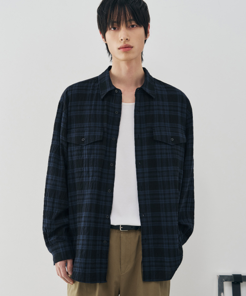 DRAW FIT（ドローフィット）の「ラモンツーポケットシアサーカーチェックシャツ[ブルー]（シャツ/ブラウス・メンズ・その他・MEDIUM/LARGE/X-LARGE）」の2枚目の写真