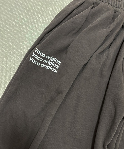 YACA（ヤーカ）の「Pigment Logo Loose Sweat PT/ピグメントロゴルーズスウェットパンツ【unisex item】（スウェットパンツ・レディース・チャコールグレー/ブラウン・FREE）」の22枚目の写真