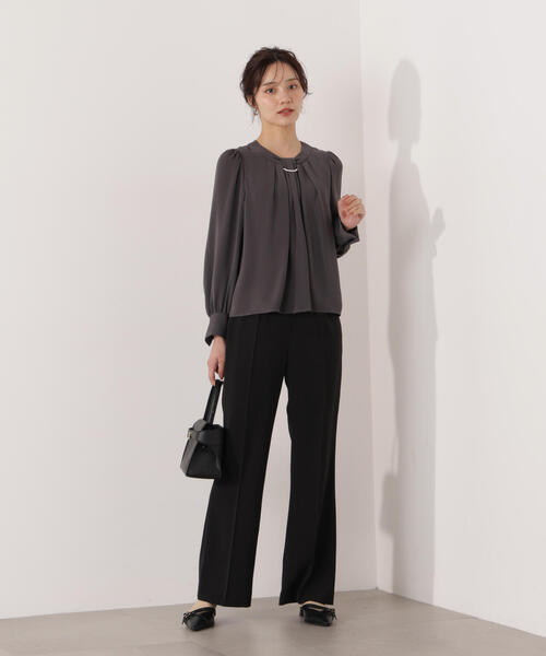 PROPORTION BODY DRESSING（プロポーションボディドレッシング）の「パール付きベーシックブラウス / 1216110004（シャツ/ブラウス・レディース・ピンク/ホワイト系その他/ダークグレー・MEDIUM/SMALL）」の16枚目の写真