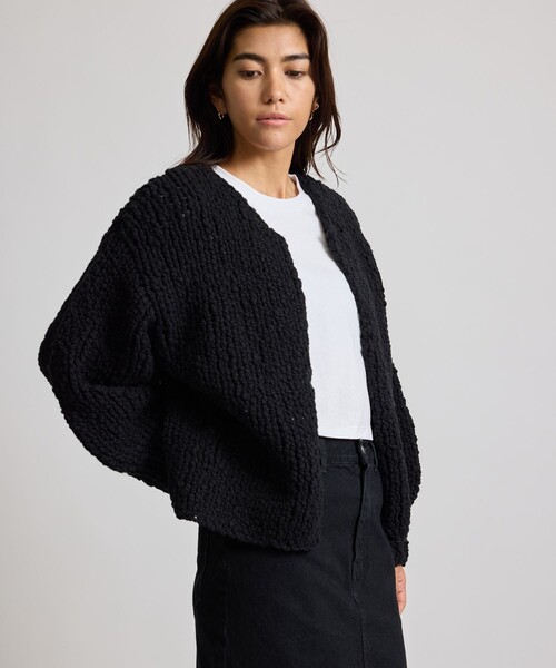 Saturdays NYC（サタデーズ ニューヨークシティ ）の「Halle Hand Woven Cardigan  | WOMEN（カーディガン/ボレロ・レディース・オリーブ/ブラック・M/S）」の2枚目の写真