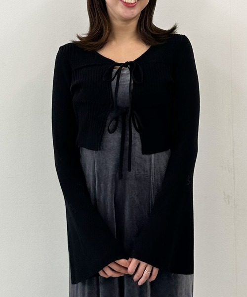 archives(アルシーヴ)の「ランダムリブニットカーデ×ベロアキャミワンピースSET(ワンピース・レディース・ブラック/ブルーグレー/ブラウン・MEDIUM)」の11枚目の写真