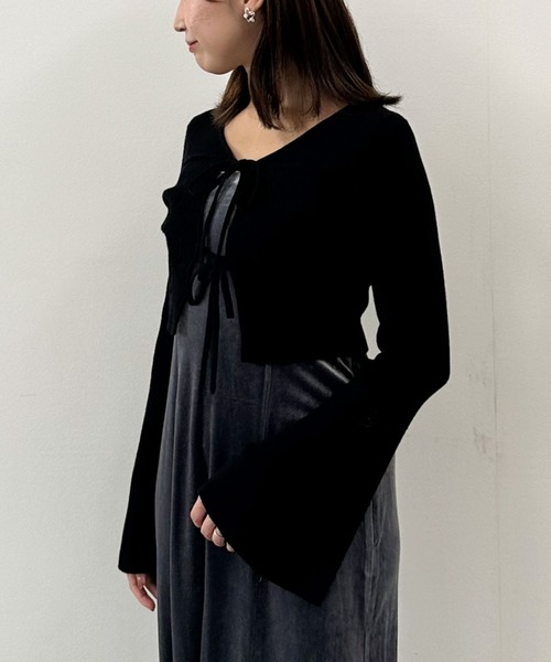 archives(アルシーヴ)の「ランダムリブニットカーデ×ベロアキャミワンピースSET(ワンピース・レディース・ブラック/ブルーグレー/ブラウン・MEDIUM)」の12枚目の写真