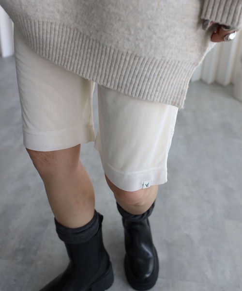 YENNA（イェンナ）の「【ルーズハーフレギンス/バイカーパンツ】レースバイカー/チュールバイカー（レギンス/スパッツ・レディース・ブラック系その他/アイボリー/ブラック/ブラウン系その他/ブラウン/ホワイト系その他・FREE）」の2枚目の写真