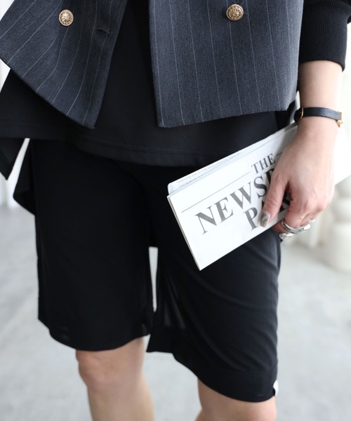 YENNA（イェンナ）の「【ルーズハーフレギンス/バイカーパンツ】レースバイカー/チュールバイカー（レギンス/スパッツ・レディース・ブラック系その他/アイボリー/ブラック/ブラウン系その他/ブラウン/ホワイト系その他・FREE）」の4枚目の写真