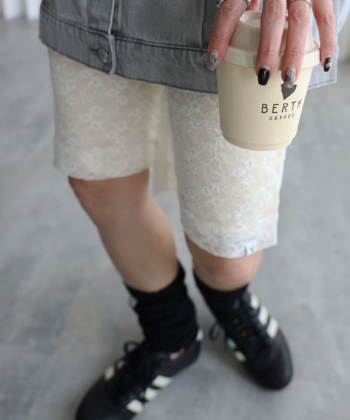 YENNA（イェンナ）の「【ルーズハーフレギンス/バイカーパンツ】レースバイカー/チュールバイカー（レギンス/スパッツ・レディース・ブラック系その他/アイボリー/ブラック/ブラウン系その他/ブラウン/ホワイト系その他・FREE）」の7枚目の写真