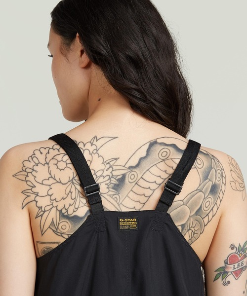 G-STAR(ジースター)の「Slip Dress/AラインVネックキャミワンピース/ロングレングス(ワンピース・レディース・ダークブラック・SMALL/X-SMALL/MEDIUM)」の4枚目の写真