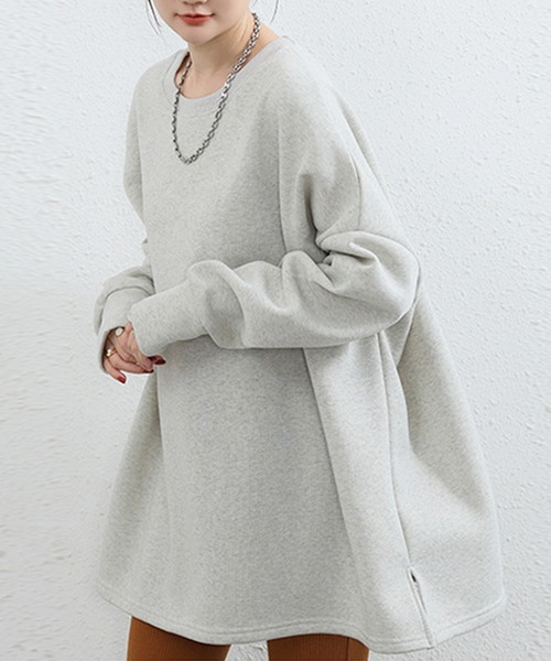 Amulet(アミュレット)の「裏起毛であったかい◎体のラインを拾わずラフな着心地とこなれ感の両立♪ラウンドネックオーバーサイズプルオーバー(Tシャツ/カットソー・レディース・アイボリー/グレー/ブルー/ブラック・FREE)」の8枚目の写真