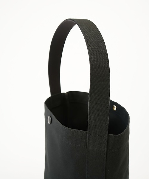 uil [aul]（アウル）の「Emmer ONE SHOULDER BAG（ハンドバッグ・レディース・Black/キナリ・FREE）」の14枚目の写真