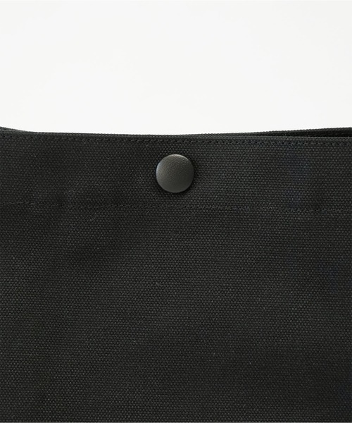 uil [aul]（アウル）の「Emmer ONE SHOULDER BAG（ハンドバッグ・レディース・Black/キナリ・FREE）」の19枚目の写真
