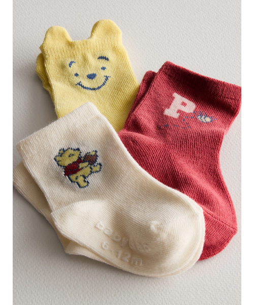 GAP(ギャップ)の「くまのプーさん ソックス 3足セット (ベビー)(ソックス/靴下・キッズ・マルチ・12-24M/6-12M/3-6M/0-3M)」の2枚目の写真