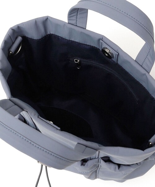 SHIPS Colors（シップス カラーズ）の「SHIPS Colors:ナイロン ギャザー ミニ トートバッグ◇（ショルダーバッグ・レディース・ブラック/ナチュラル/ブルー・ONE SIZE）」の21枚目の写真