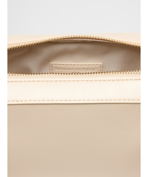BANANA REPUBLIC FACTORY STORE(バナナリパブリック ファクトリーストア)の「BANANA REPUBLIC FACTORY STORE ヴィーガンレザー イーストウエスト トップハンドル バッグ(ハンドバッグ・レディース・ブラック/ホワイト系その他・ONE SIZE)」の10枚目の写真