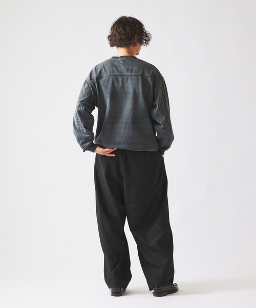 JOURNAL STANDARD relume（ジャーナルスタンダード　レリューム）の「アウトバインダー 天竺 ボーダー Tシャツ（Tシャツ/カットソー・メンズ・ブラック/ブルー系その他/レッド・MEDIUM/LARGE）」の7枚目の写真