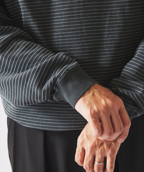 JOURNAL STANDARD relume（ジャーナルスタンダード　レリューム）の「アウトバインダー 天竺 ボーダー Tシャツ（Tシャツ/カットソー・メンズ・ブラック/ブルー系その他/レッド・MEDIUM/LARGE）」の14枚目の写真