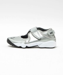 ＜NIKE＞W AIR RIFT レザー