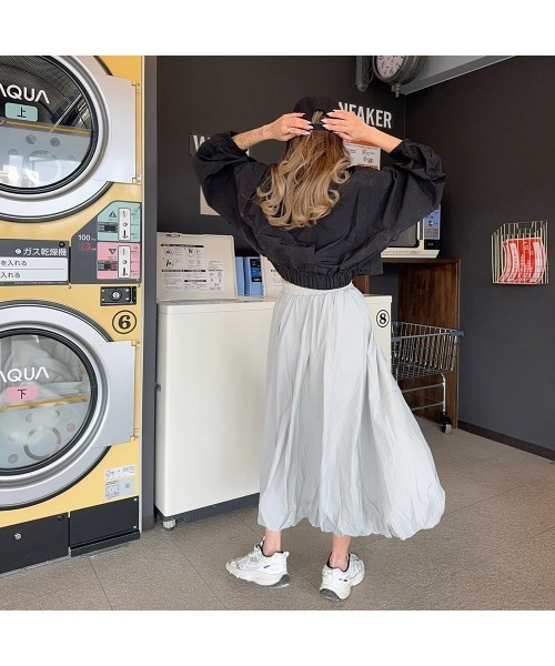 Flugge(フラッジー)の「ボリュームロングバールーンスカート(スカート・レディース・グレー/ホワイト・FREE)」の4枚目の写真