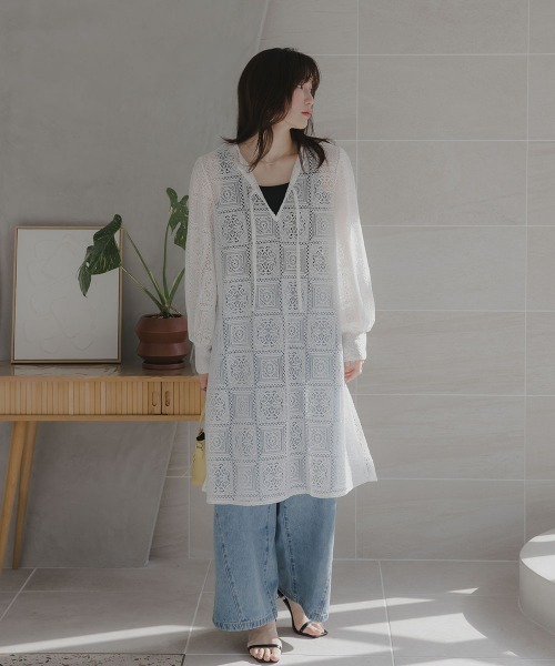 slattgir(スラットジール)の「高身長 ブロックレースチュニックワンピース(トールサイズ)Essenave(ワンピース・レディース・オフホワイト/ブラック・TLL/TL/TM/T5L/T4L/T3L)」の5枚目の写真