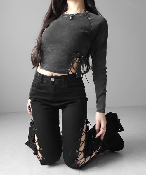 me+em select(ミームセレクト)の「【 2color 】ヴィンテージサイドレースアップカットアウトショートロンT / vintage side lace up cutout short long sleeve T-shirts(Tシャツ/カットソー・レディース・ブラック/ライトグレー・FREE)」の16枚目の写真